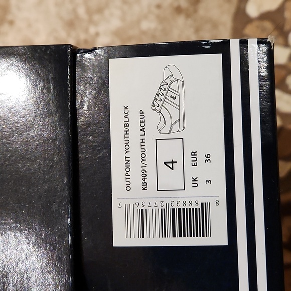 Brand New! Nautica youth sneakers US 4 - Picture 9 of 10